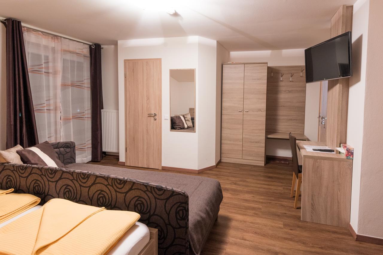 Gaestehaus Zwischenberger Obervellach Buitenkant foto