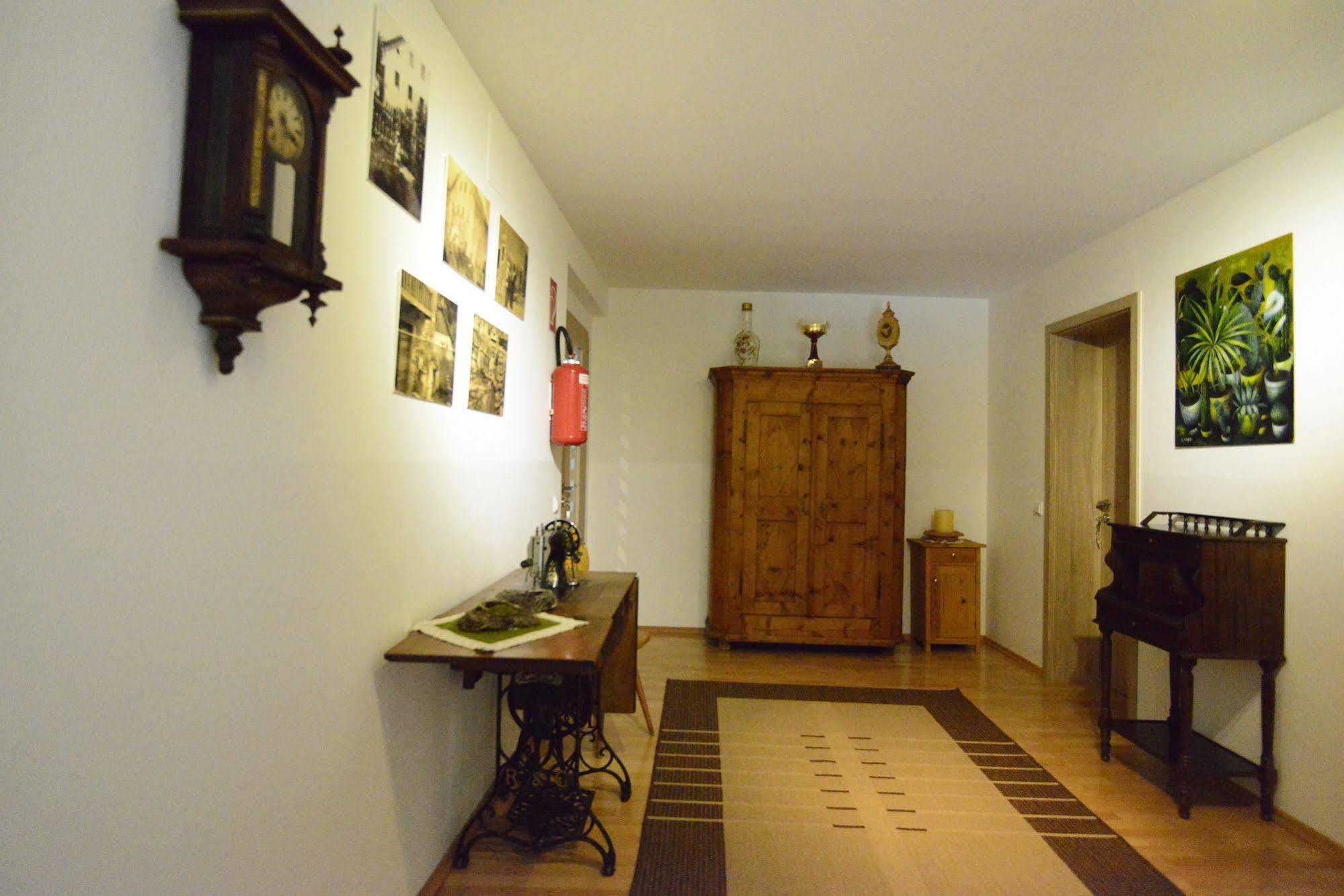 Gaestehaus Zwischenberger Obervellach Buitenkant foto